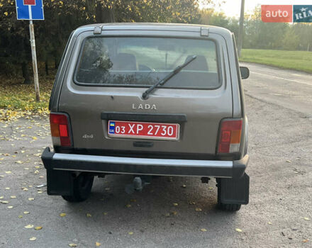 ВАЗ 21214 2017 в Мироновке на Automoto.ua Коричневый ВАЗ 21214, объемом двигателя 1.69 л и пробегом 35 тыс. км за 7800 $, фото 9 на Automoto.ua