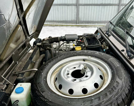 Коричневый ВАЗ 21214, объемом двигателя 1.69 л и пробегом 36 тыс. км за 8999 $, фото 18 на Automoto.ua