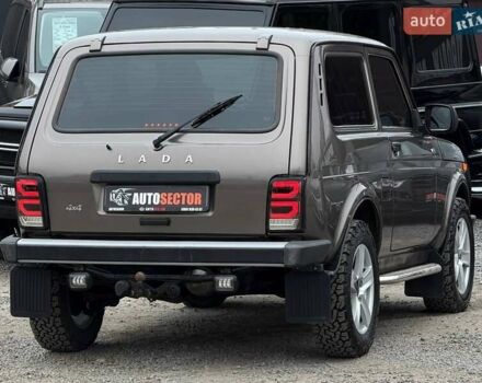 Коричневый ВАЗ 21214, объемом двигателя 1.7 л и пробегом 26 тыс. км за 9300 $, фото 10 на Automoto.ua