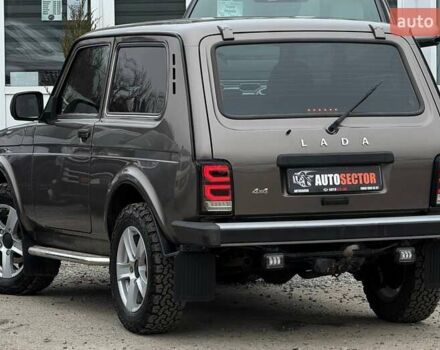 Коричневый ВАЗ 21214, объемом двигателя 1.7 л и пробегом 26 тыс. км за 9300 $, фото 8 на Automoto.ua