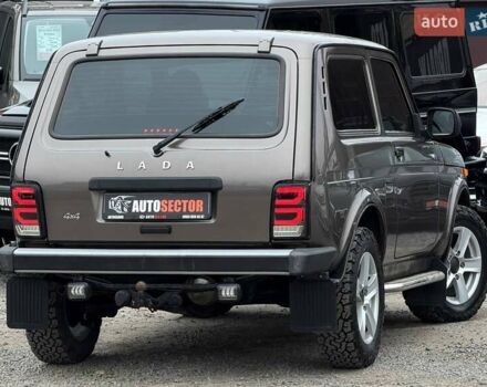 Коричневый ВАЗ 21214, объемом двигателя 1.7 л и пробегом 26 тыс. км за 9300 $, фото 11 на Automoto.ua