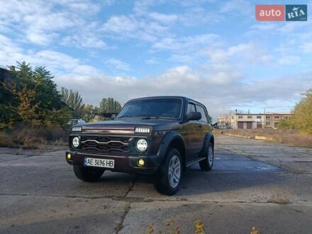 ВАЗ 21214 2005 в Никополе на Automoto.ua Коричневый ВАЗ 21214, объемом двигателя 1.7 л и пробегом 160 тыс. км за 4500 $, фото 1 на Automoto.ua