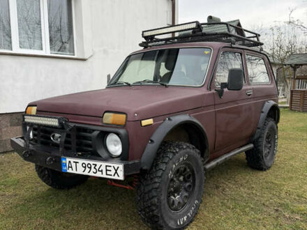 Коричневый ВАЗ 21214, объемом двигателя 1.7 л и пробегом 180 тыс. км за 3900 $, фото 1 на Automoto.ua