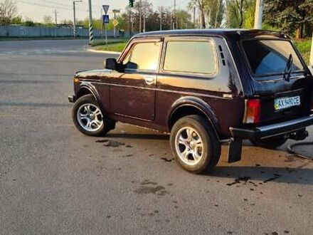 ВАЗ 21214 2010 в Краматорске на Automoto.ua Коричневый ВАЗ 21214, объемом двигателя 1.69 л и пробегом 190 тыс. км за 4300 $, фото 1 на Automoto.ua