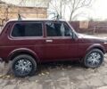 Красный ВАЗ 21214, объемом двигателя 1.7 л и пробегом 1000 тыс. км за 4000 $, фото 1 на Automoto.ua