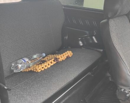 Красный ВАЗ 21214, объемом двигателя 1.7 л и пробегом 250 тыс. км за 3800 $, фото 7 на Automoto.ua