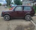 Красный ВАЗ 21214, объемом двигателя 1.7 л и пробегом 176 тыс. км за 3400 $, фото 5 на Automoto.ua