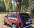 Красный ВАЗ 21214, объемом двигателя 1.7 л и пробегом 230 тыс. км за 3600 $, фото 3 на Automoto.ua