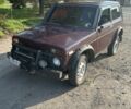 Красный ВАЗ 21214, объемом двигателя 1.6 л и пробегом 200 тыс. км за 1569 $, фото 1 на Automoto.ua