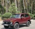 Красный ВАЗ 21214, объемом двигателя 1.7 л и пробегом 115 тыс. км за 3850 $, фото 2 на Automoto.ua