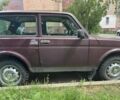 Красный ВАЗ 21214, объемом двигателя 1.7 л и пробегом 281 тыс. км за 4100 $, фото 1 на Automoto.ua