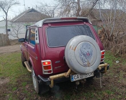 Червоний ВАЗ 21214, об'ємом двигуна 1.7 л та пробігом 225 тис. км за 3200 $, фото 6 на Automoto.ua
