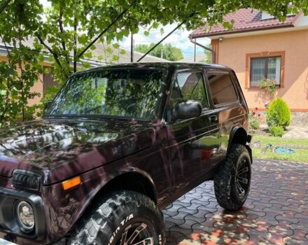 Красный ВАЗ 21214, объемом двигателя 1.7 л и пробегом 170 тыс. км за 3900 $, фото 3 на Automoto.ua