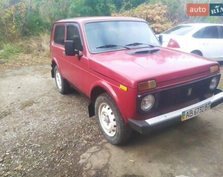 Красный ВАЗ 21214, объемом двигателя 1.69 л и пробегом 67 тыс. км за 3300 $, фото 9 на Automoto.ua