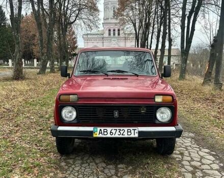 Червоний ВАЗ 21214, об'ємом двигуна 1.7 л та пробігом 97 тис. км за 3350 $, фото 1 на Automoto.ua