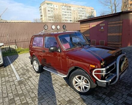 Красный ВАЗ 21214, объемом двигателя 1.7 л и пробегом 220 тыс. км за 2300 $, фото 1 на Automoto.ua