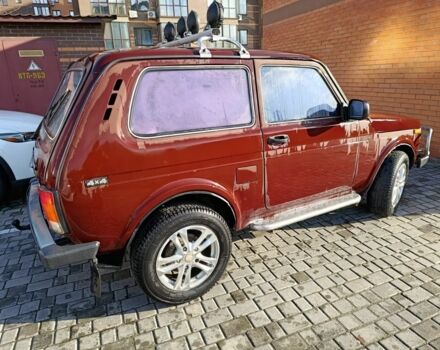 Красный ВАЗ 21214, объемом двигателя 1.7 л и пробегом 220 тыс. км за 2300 $, фото 2 на Automoto.ua