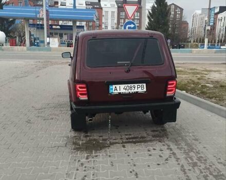 Красный ВАЗ 21214, объемом двигателя 1.7 л и пробегом 5 тыс. км за 4800 $, фото 3 на Automoto.ua