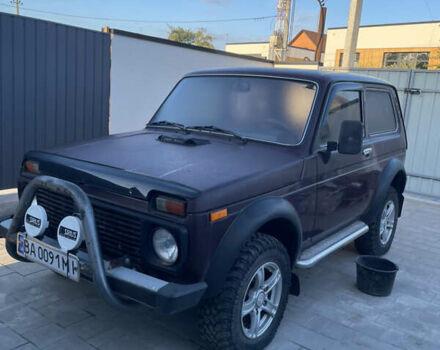 Красный ВАЗ 21214, объемом двигателя 1.7 л и пробегом 97 тыс. км за 3600 $, фото 6 на Automoto.ua