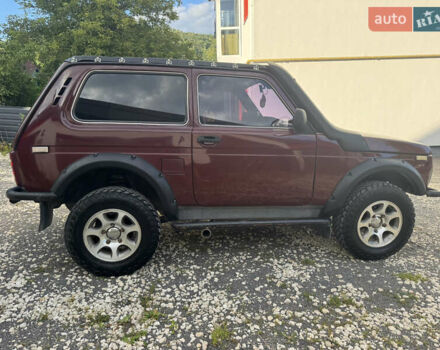 Красный ВАЗ 21214, объемом двигателя 1.7 л и пробегом 186 тыс. км за 4200 $, фото 10 на Automoto.ua