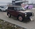 Красный ВАЗ 21214, объемом двигателя 1.7 л и пробегом 5 тыс. км за 4800 $, фото 2 на Automoto.ua