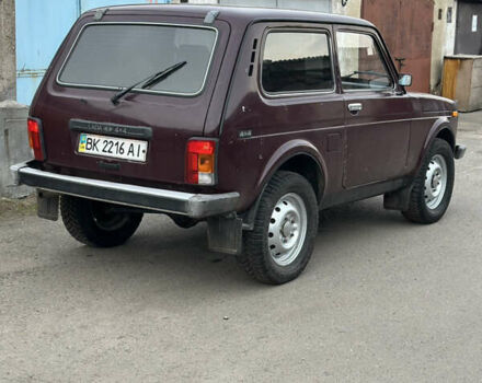 ВАЗ 21214 2007 в Ровно на Automoto.ua Красный ВАЗ 21214, объемом двигателя 1.7 л и пробегом 155 тыс. км за 2990 $, фото 4 на Automoto.ua