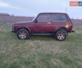 Красный ВАЗ 21214, объемом двигателя 1.7 л и пробегом 160 тыс. км за 3500 $, фото 1 на Automoto.ua