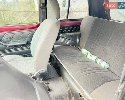 ВАЗ 21214 2007 в Коломые на Automoto.ua Красный ВАЗ 21214, объемом двигателя 1.7 л и пробегом 200 тыс. км за 3300 $, фото 3 на Automoto.ua