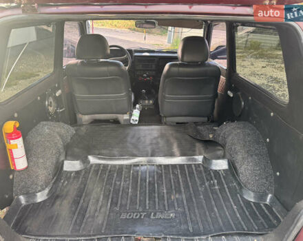 Красный ВАЗ 21214, объемом двигателя 1.7 л и пробегом 186 тыс. км за 4200 $, фото 26 на Automoto.ua