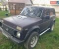 Красный ВАЗ 21214, объемом двигателя 1.7 л и пробегом 90 тыс. км за 2750 $, фото 1 на Automoto.ua