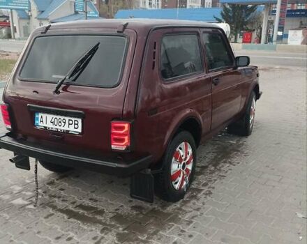 Красный ВАЗ 21214, объемом двигателя 1.7 л и пробегом 5 тыс. км за 4800 $, фото 5 на Automoto.ua