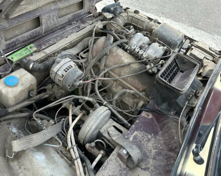 Красный ВАЗ 21214, объемом двигателя 1.7 л и пробегом 185 тыс. км за 4200 $, фото 11 на Automoto.ua