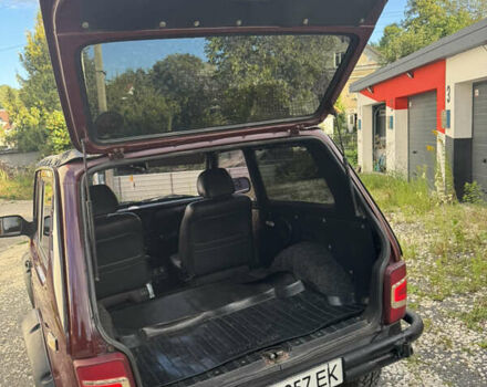 Красный ВАЗ 21214, объемом двигателя 1.7 л и пробегом 186 тыс. км за 4200 $, фото 27 на Automoto.ua