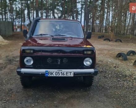 Червоний ВАЗ 21214, об'ємом двигуна 1.69 л та пробігом 187 тис. км за 2500 $, фото 2 на Automoto.ua