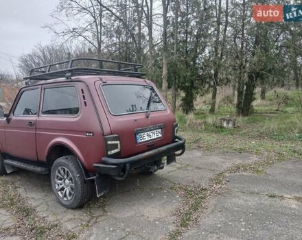 Красный ВАЗ 21214, объемом двигателя 1.7 л и пробегом 150 тыс. км за 4500 $, фото 4 на Automoto.ua