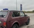 Красный ВАЗ 21214, объемом двигателя 1.7 л и пробегом 125 тыс. км за 2999 $, фото 1 на Automoto.ua