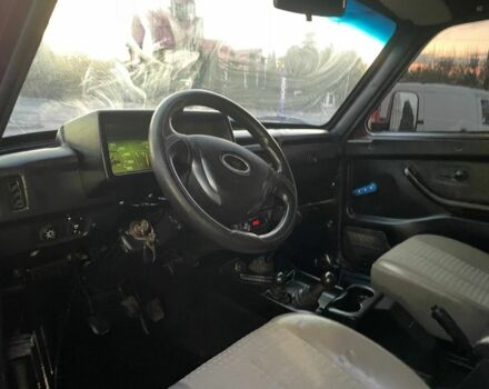 Красный ВАЗ 21214, объемом двигателя 1.7 л и пробегом 219 тыс. км за 2900 $, фото 7 на Automoto.ua