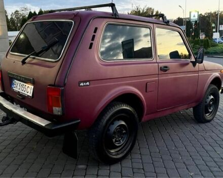 Красный ВАЗ 21214, объемом двигателя 1.7 л и пробегом 219 тыс. км за 2900 $, фото 3 на Automoto.ua