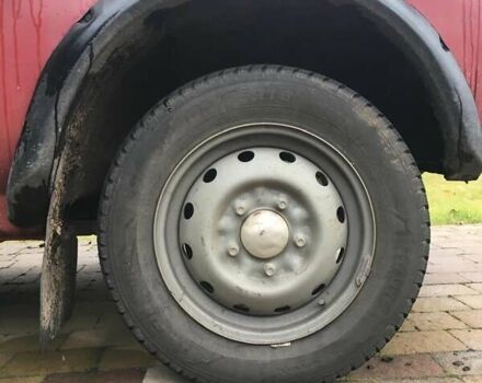 Красный ВАЗ 21214, объемом двигателя 1.7 л и пробегом 118 тыс. км за 5000 $, фото 3 на Automoto.ua