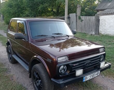 Красный ВАЗ 21214, объемом двигателя 1.7 л и пробегом 65 тыс. км за 5000 $, фото 2 на Automoto.ua