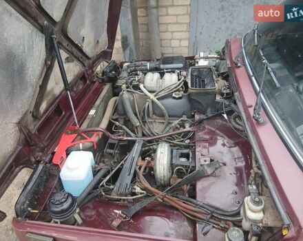 Красный ВАЗ 21214, объемом двигателя 1.7 л и пробегом 150 тыс. км за 4500 $, фото 7 на Automoto.ua