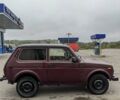 Красный ВАЗ 21214, объемом двигателя 1.7 л и пробегом 125 тыс. км за 2999 $, фото 3 на Automoto.ua