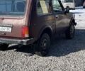 Красный ВАЗ 21214, объемом двигателя 1.7 л и пробегом 137 тыс. км за 1800 $, фото 4 на Automoto.ua