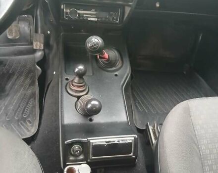 Красный ВАЗ 21214, объемом двигателя 1.7 л и пробегом 150 тыс. км за 4500 $, фото 10 на Automoto.ua