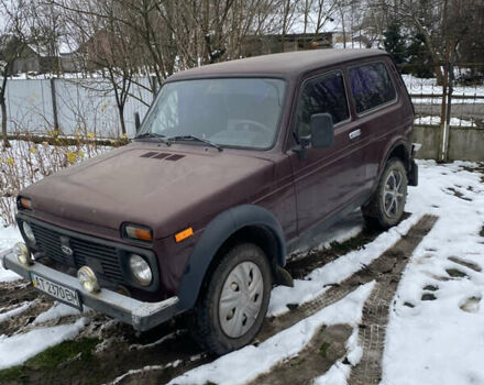 Красный ВАЗ 21214, объемом двигателя 1.7 л и пробегом 133 тыс. км за 4000 $, фото 2 на Automoto.ua