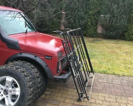 Красный ВАЗ 21214, объемом двигателя 1.7 л и пробегом 118 тыс. км за 5000 $, фото 8 на Automoto.ua