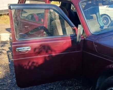 Красный ВАЗ 21214, объемом двигателя 0 л и пробегом 140 тыс. км за 5820 $, фото 1 на Automoto.ua