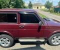Красный ВАЗ 21214, объемом двигателя 1.7 л и пробегом 190 тыс. км за 3800 $, фото 3 на Automoto.ua