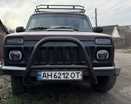 Червоний ВАЗ 21214, об'ємом двигуна 1.7 л та пробігом 131 тис. км за 3500 $, фото 1 на Automoto.ua