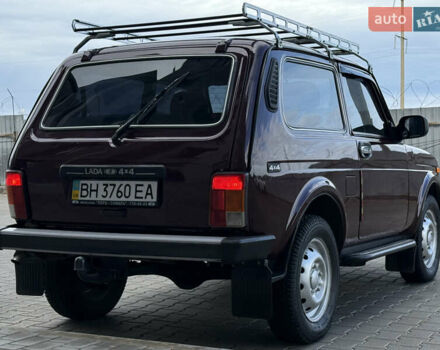 Червоний ВАЗ 21214, об'ємом двигуна 1.7 л та пробігом 60 тис. км за 4950 $, фото 13 на Automoto.ua